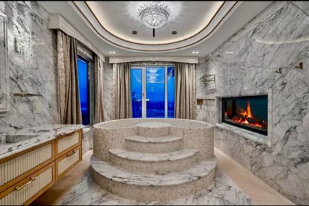 Bianco Extra Marble | Store | Canada | Polish