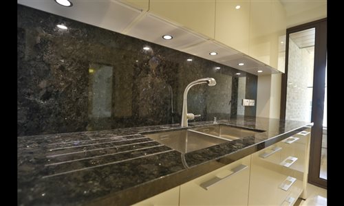 Volga Blue Granite | Residental | Safa Building-Mahmoudiyeh | Faramarz Sharifi