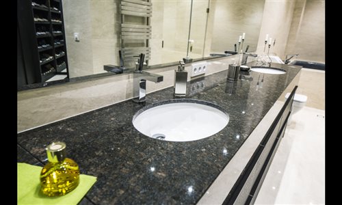 Coffee Brown Granite | Residental